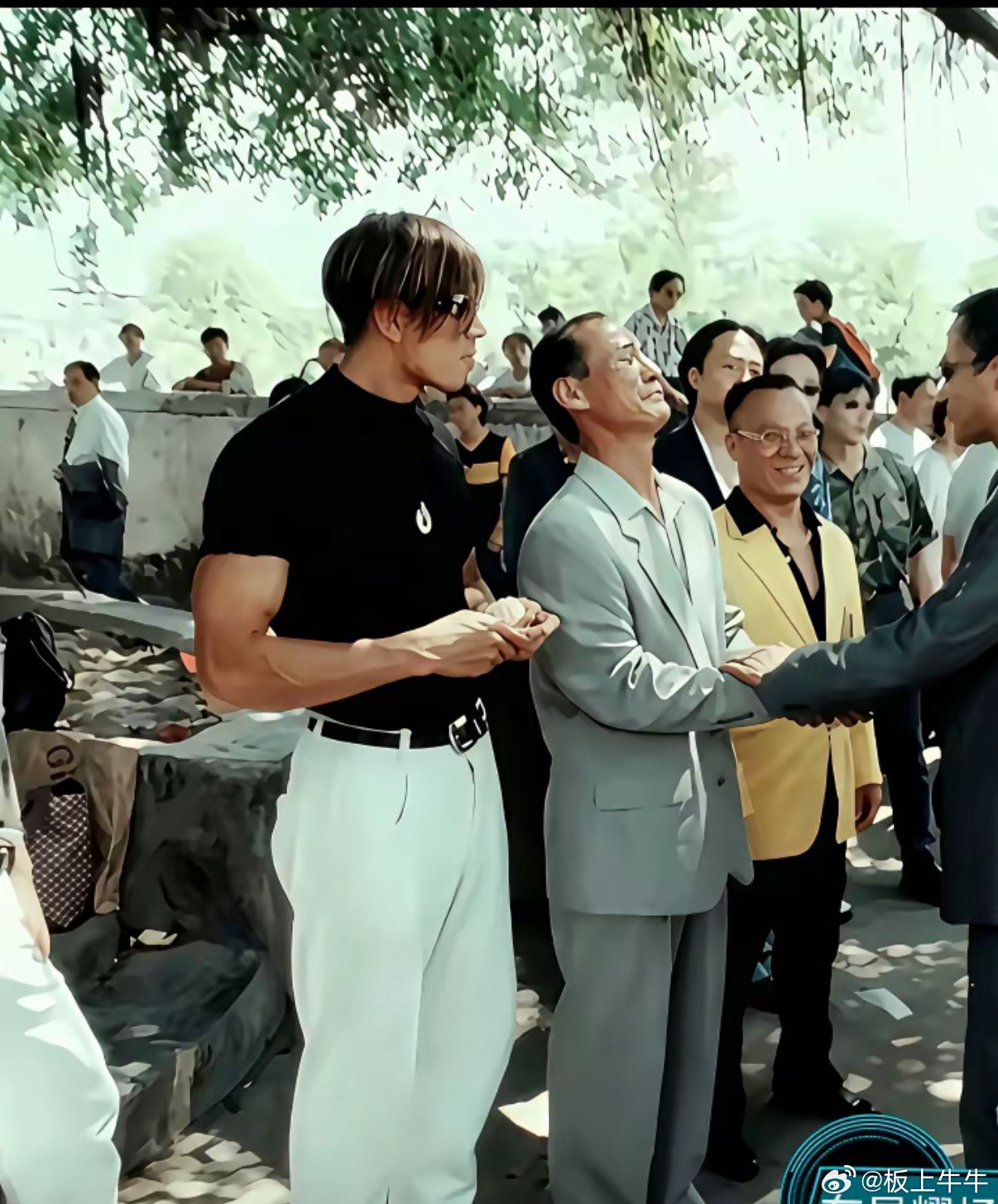 这身造型，放在现在也不算过时，你说呢。