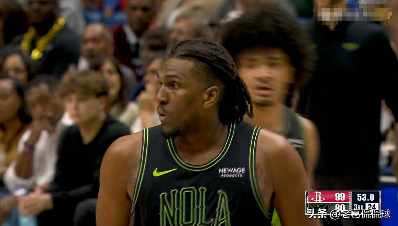 鹈鹕老将卢尼真是彻底的凉凉了！在今天鹈鹕主场以102：134惨败于火箭的比赛中，