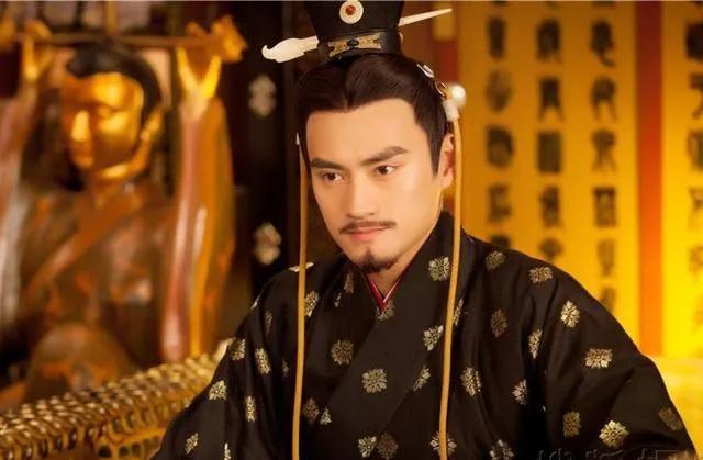 今日话题：刘秀近乎完美，为何名声却不大？？？网友甲：太完美了，他的继承人也很