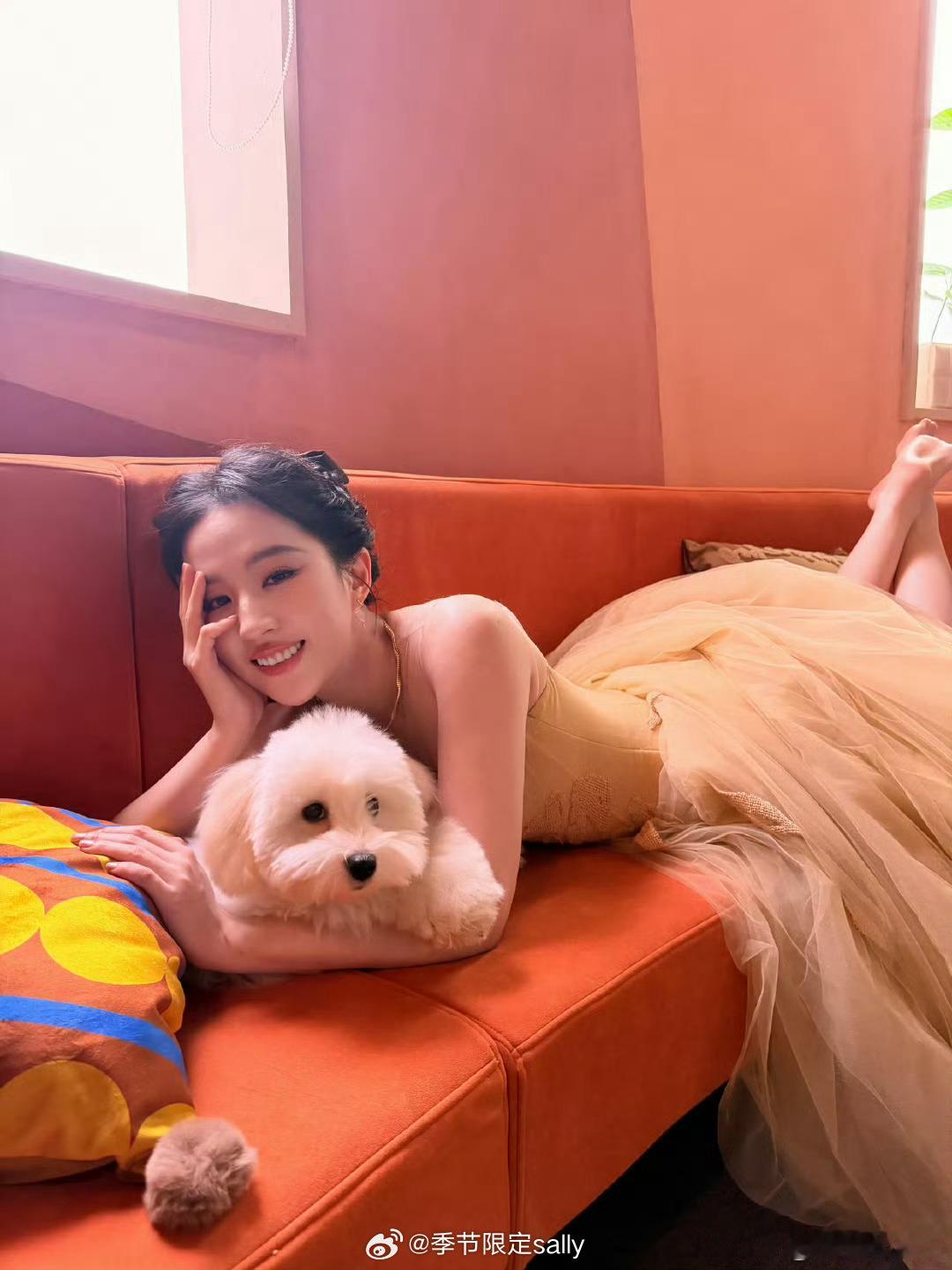 刘亦菲最新营业照🐕