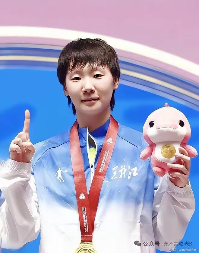 王曼昱好签！伊藤美诚不是对手！世界杯八分之一决赛，王曼昱与伊藤美诚展开厮杀。这个