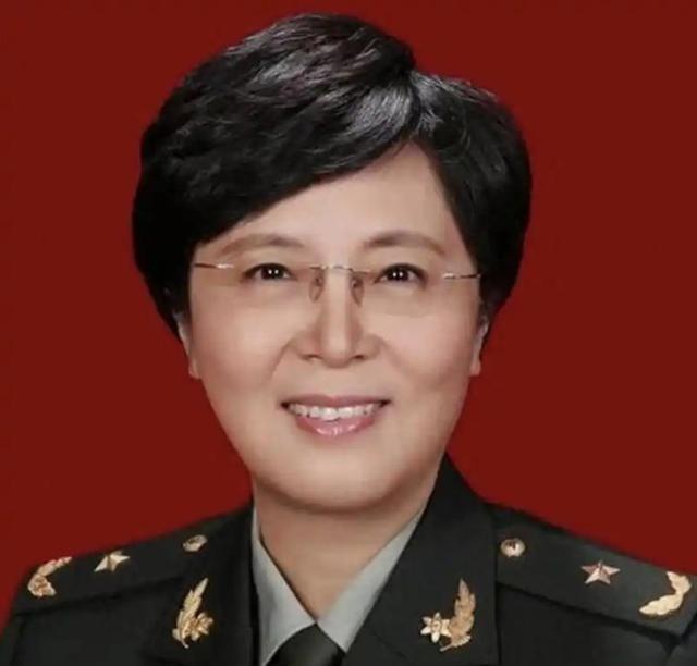 1988年，浙大教授23岁的女儿被保送清华。旅游途中，她爱上35岁的酒厂工人，非