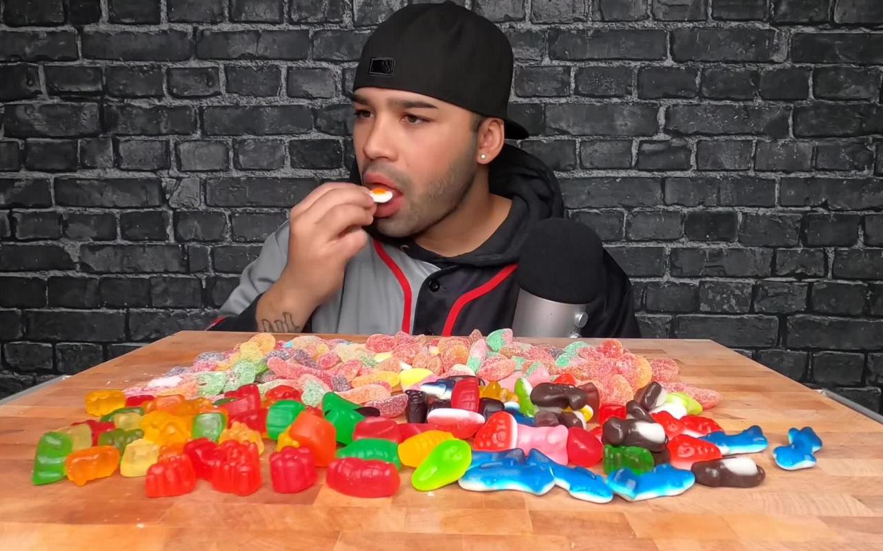 美国人一顿吃的糖，让中国人害怕！全民嗜糖背后是资本百年阴谋？在洛杉矶市中心的