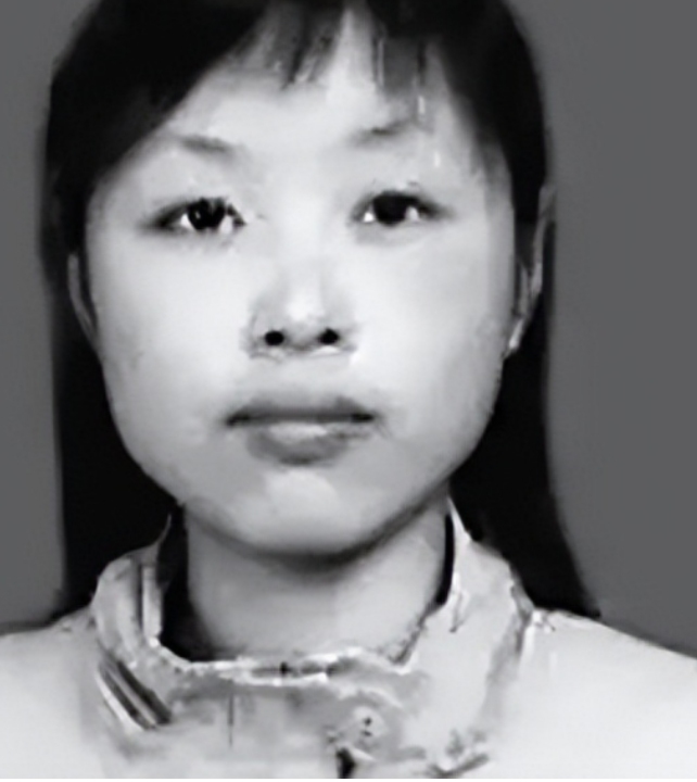 2008年地震，四川一21岁女老师被埋进废墟，身体断成三截，腹部被钢筋击穿，救援