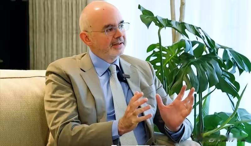 谷立言：说白了！AIT，就是美国在台协会负责人谷立言近日公开说：“两岸对话可