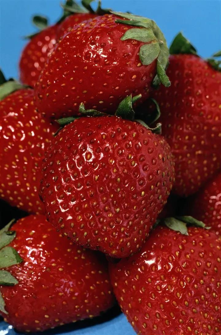 终于弄明白了为什么水果越来越甜了？不是商家加了糖，也不是水果变种，而是人们本