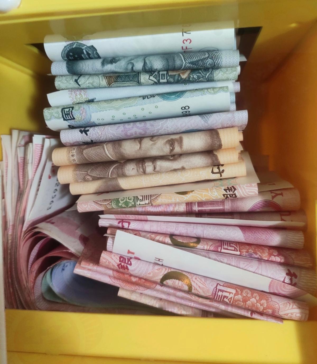 三十多岁才懂存钱不是抠门是给生活留退路！老公刚发2620块，