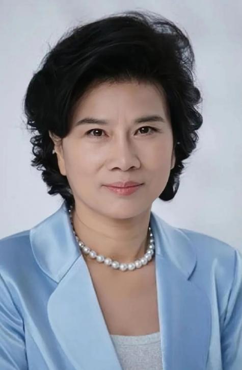 当初骂得有多狠，现在脸就被打得有多肿。董明珠那句“没见过日本人，见的都是坏日本”