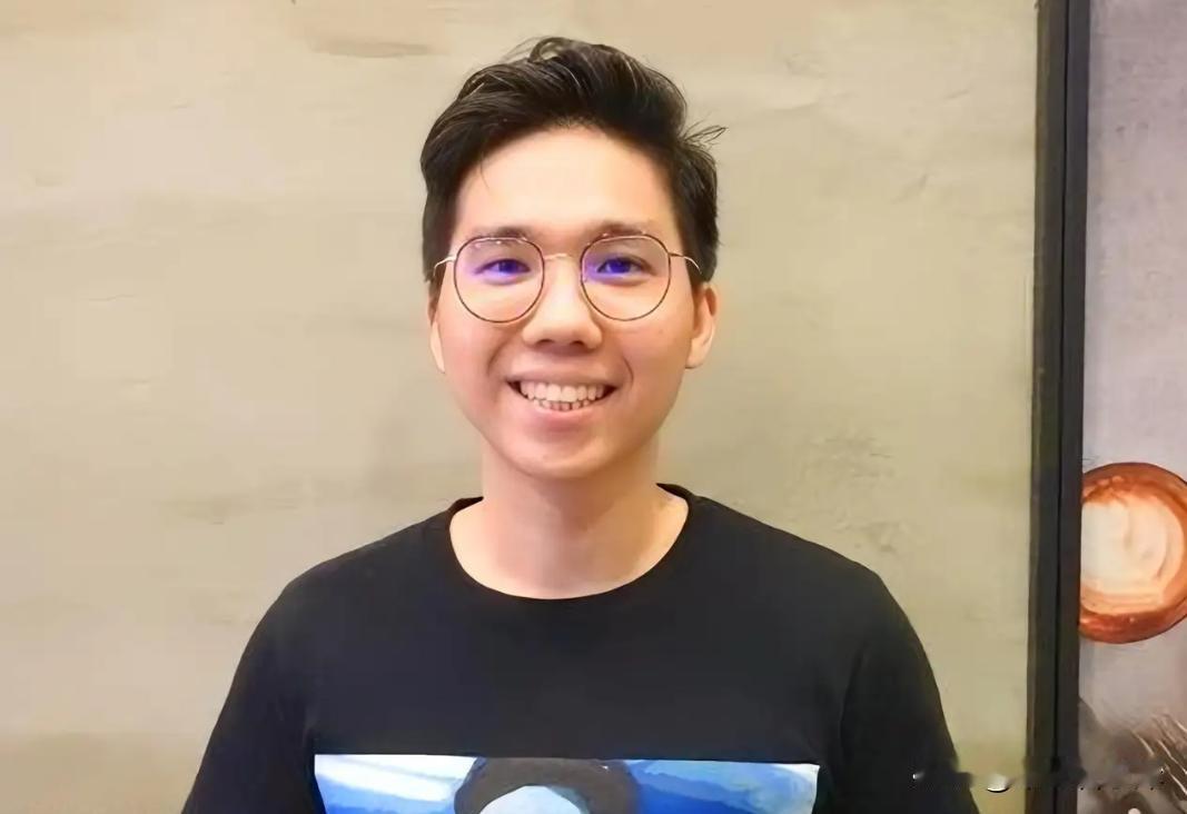 历史哥李易修预警蓝营：年底选输若逼宫郑丽文，蓝营恐重演当年换柱悲剧岛内地方选