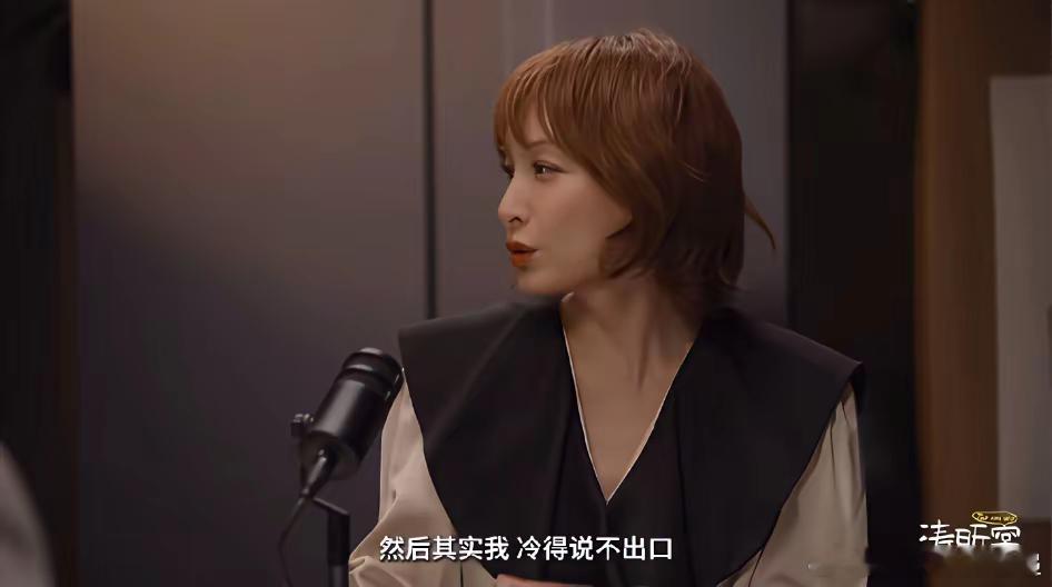 杜海涛终于公开承认了，他确实是抠。​在最新一档节目《涛昕窝》里，吴昕说，有一段时