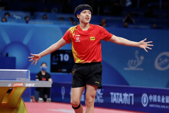 据官网消息，第十五届全运会乒乓球项目，男子单打1/16决赛赛程确定，王楚钦首战时