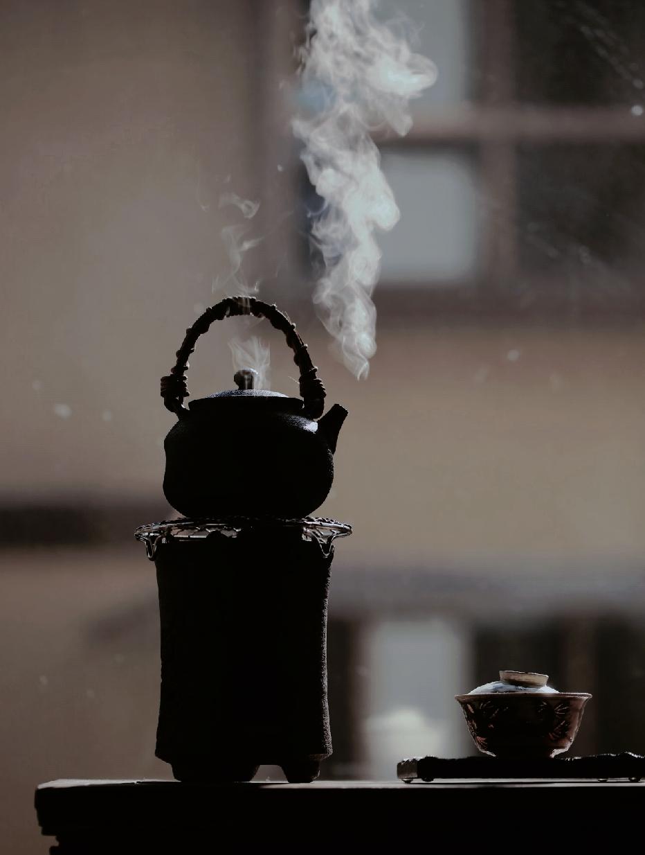 非常有道理的一段话：“让你不舒服的人，实际上是你让他太舒服了。让你难过的人，说