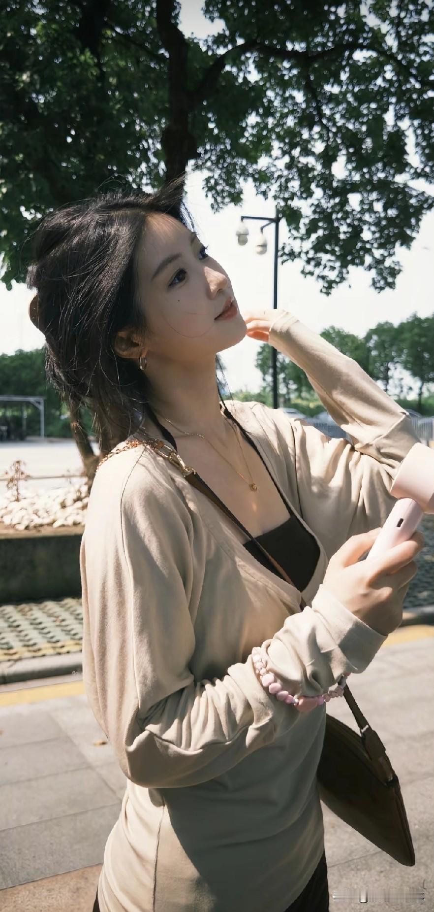 就算星星碎掉了，溢出来的光也很好看