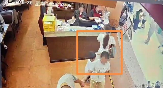 看到一段话，供大家评点——短时期内，三大引起巨大争议的“调解”，都来自于湖南