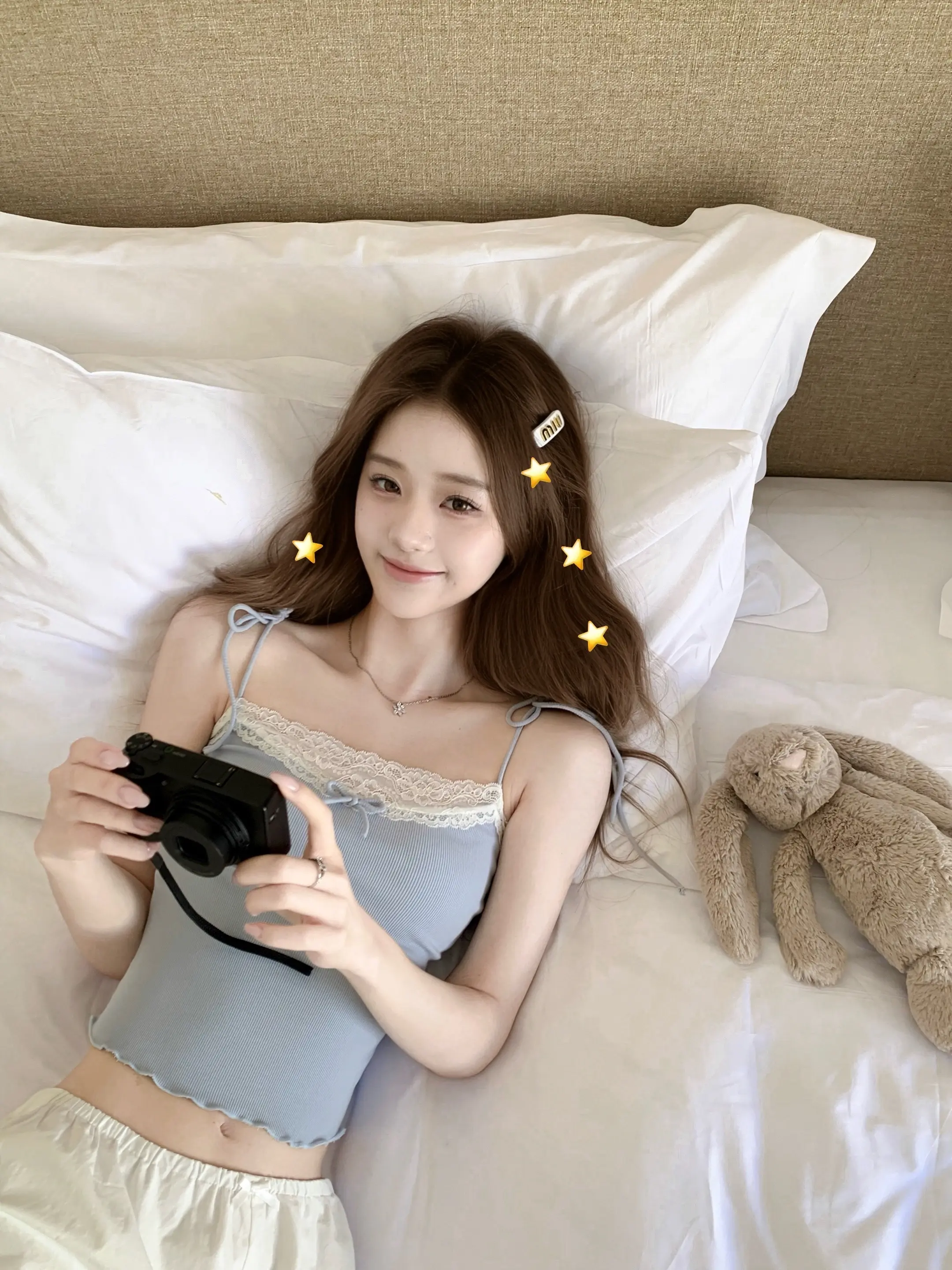 居家氛围感拍照🤳。