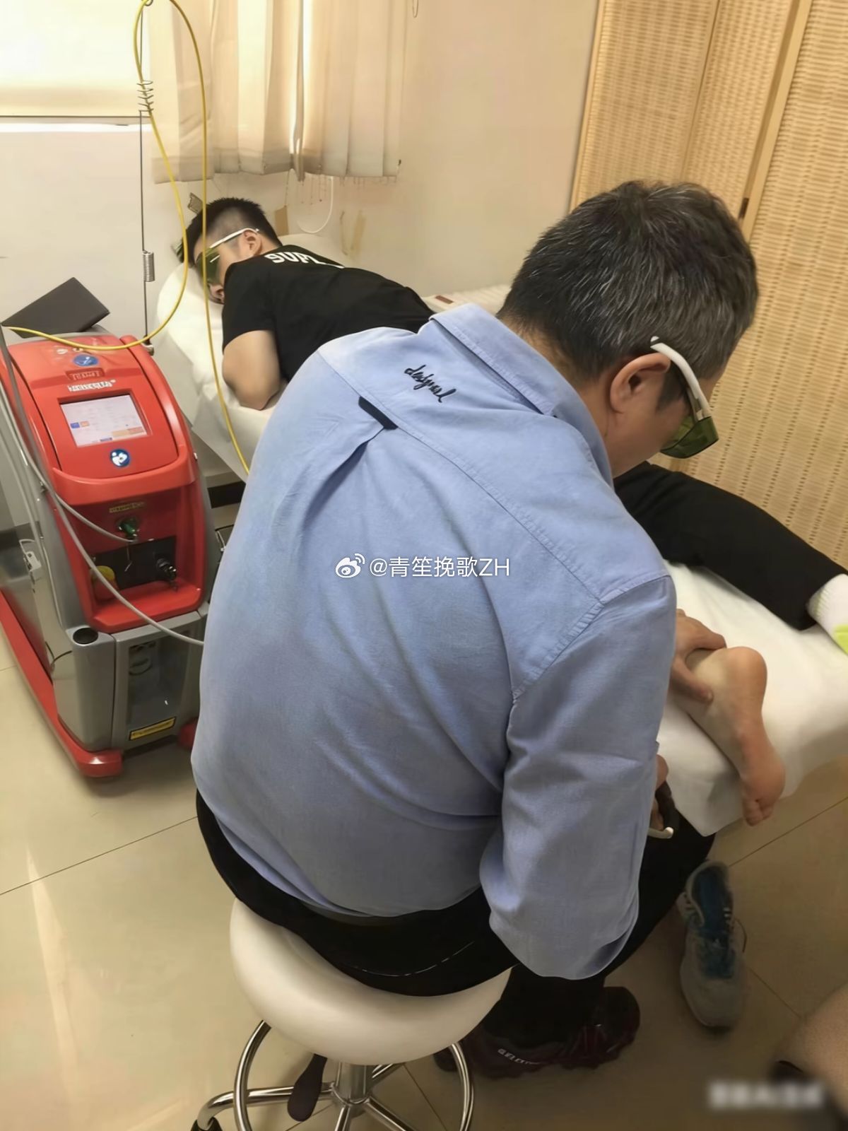 都说东哥身体素质好，但其实他也有很多伤病吧，只是他从来都不提…乒乓球🏓樊振