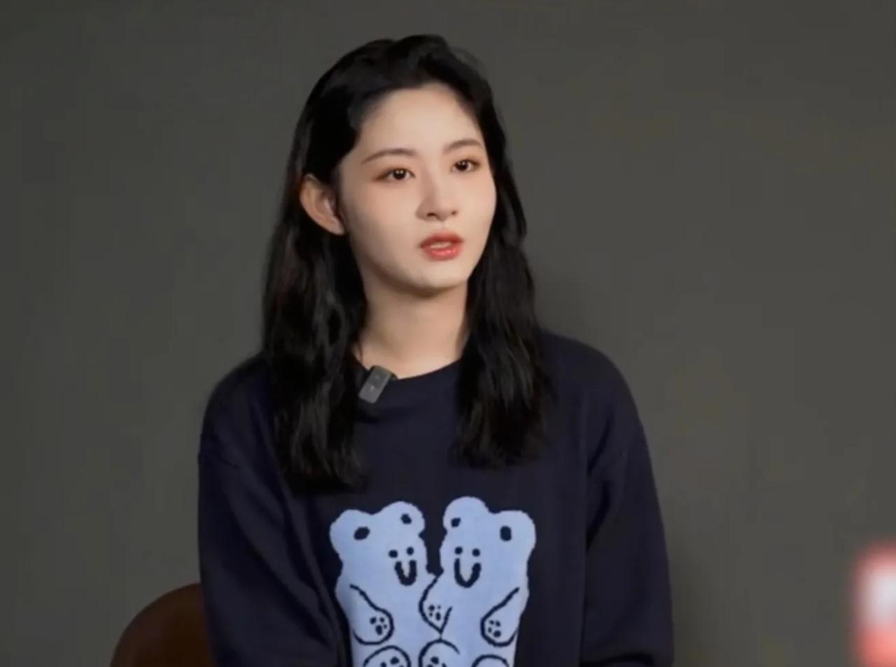 《凡人修仙传》记者问赵晴：你觉得韩立对墨彩环有爱情或者有其他情愫在吗？赵晴说：韩