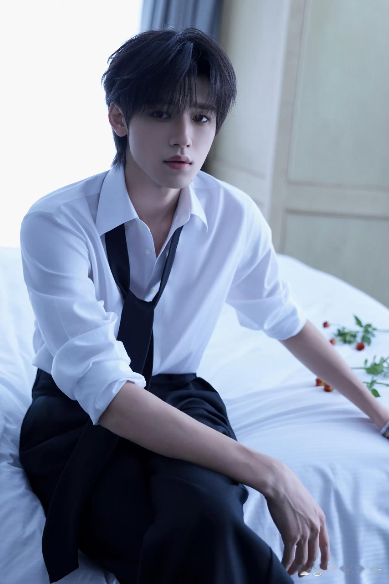 1.许晴在生活里也是公主性格，跟镜头前表现出来的没什么区别，就是时刻都需要爱意和