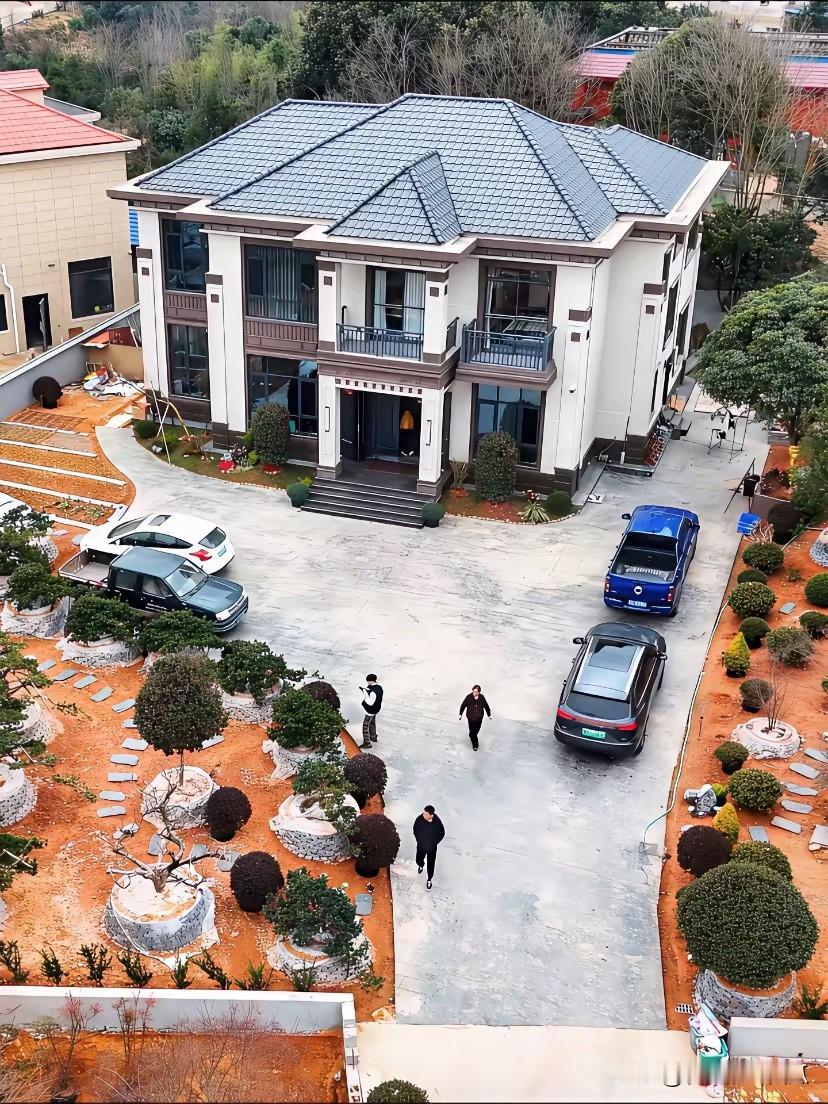 不懂就问，这样的房子，五十万可以盖好没有？