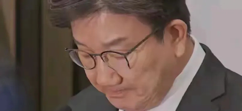 尹锡悦的“大管家”怎么不吭声了？天塌下来了！尹锡悦的审判