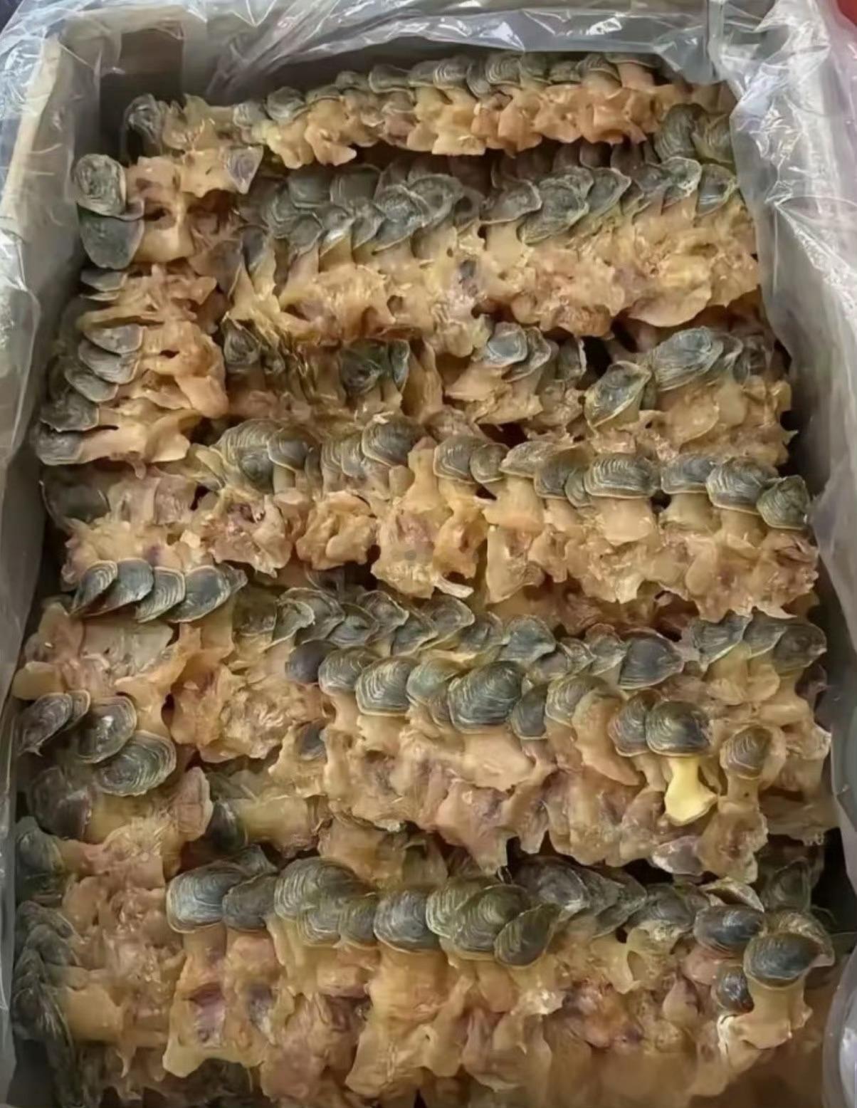 收到朋友寄来的特产，这个该怎么吃