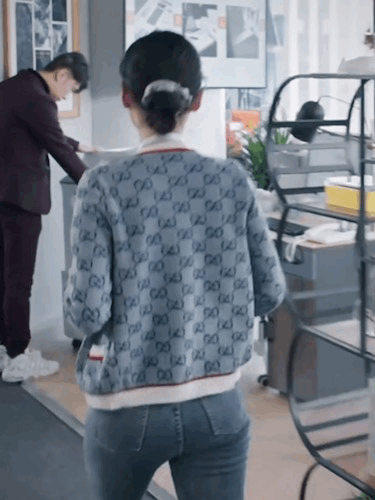 最喜欢什么类型的女生有人知道这位女演员是谁吗？她穿牛仔裤太好看啦，急，在线等！被