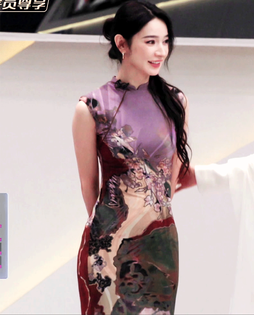 代斯发了和张月陈瑶徐梦洁合照四位美女同框也太养眼了吧！代斯、张月、陈瑶、徐梦洁，