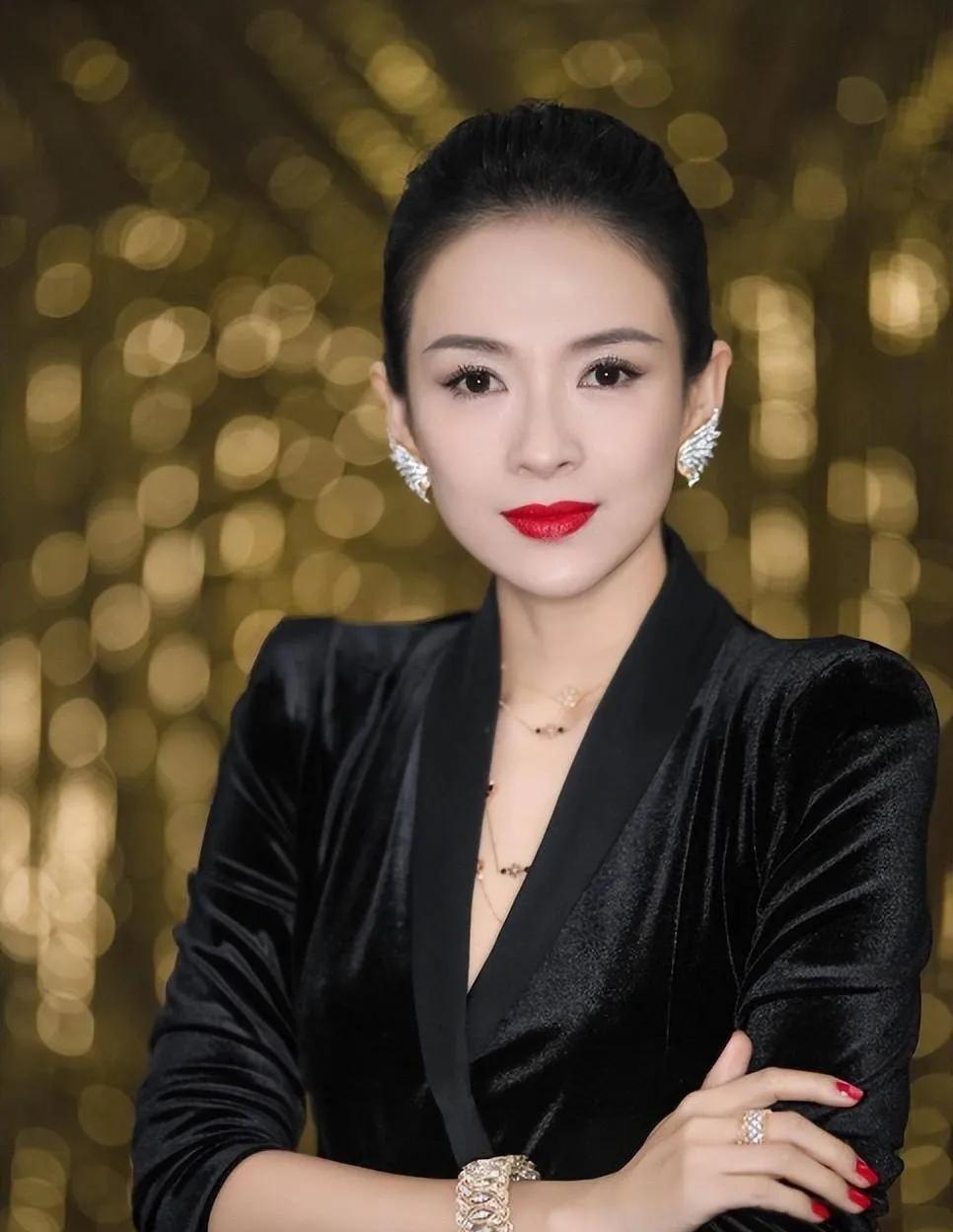 章子怡还用再婚吗？孤独是宁静美好，也是一种恬静的享受根本不需要！18岁拿下