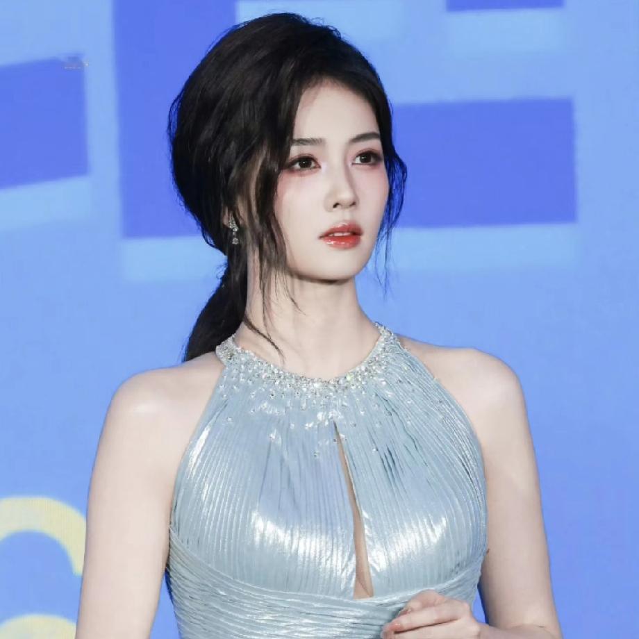 这事儿不能细细琢磨白鹿被黑了一整天逛了一个早上也没逛明白，到底是哪个点值得这