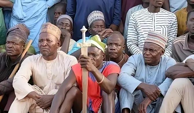 华人在非洲都有一个通病。我们中国人在非洲都有一个通病，总是以为我去非洲赚钱，干了