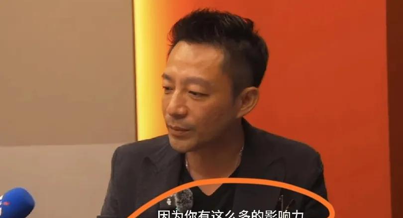 汪小菲和馆长合体直播，没有输家，全是赢家！还会带来三个好处！第一个，弯弯民众
