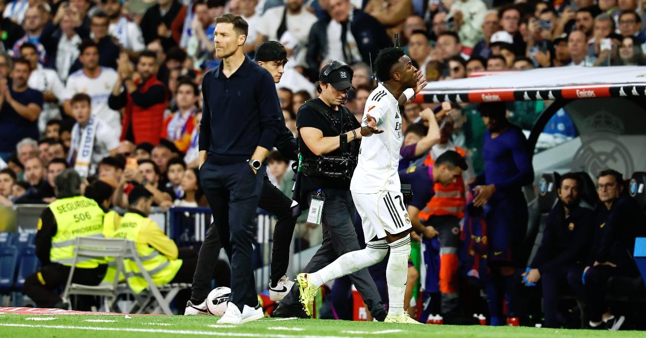 据多方接近球队的消息人士透露，尽管皇家马德里刚刚在国家德比中以2比1击败巴塞罗那