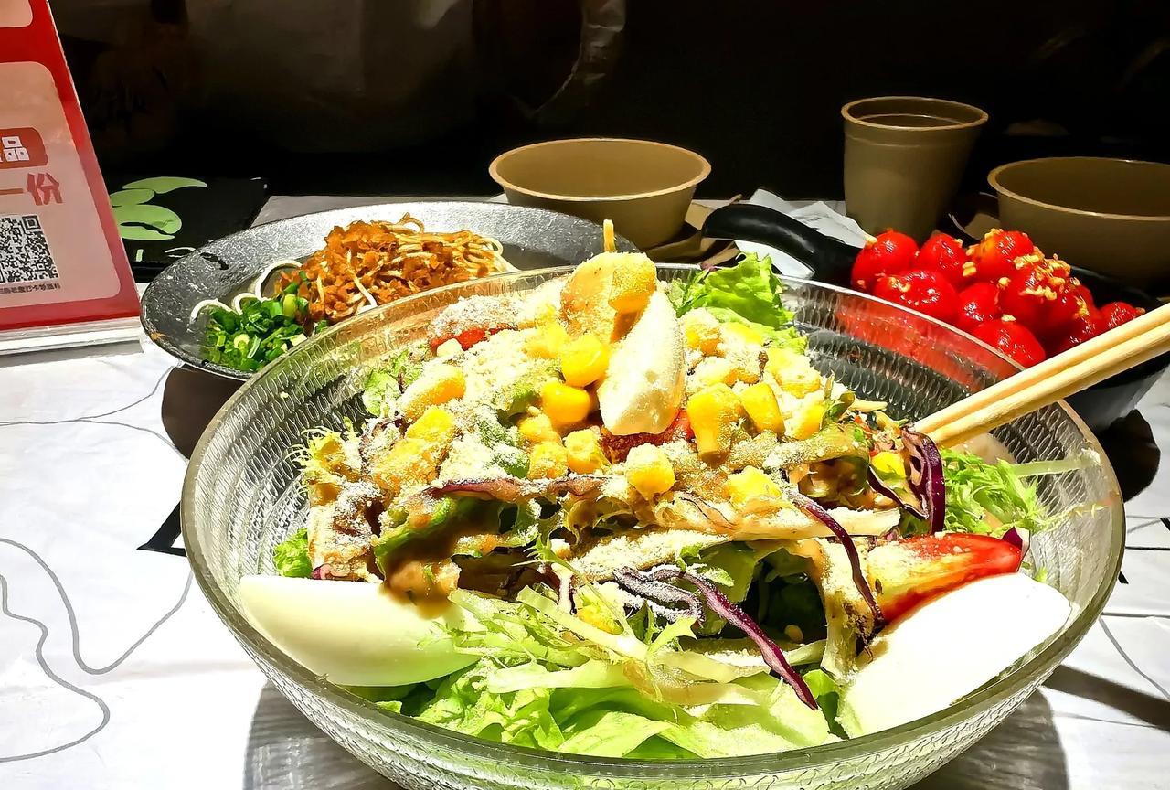 “所谓见过世面，不是去过某个高级餐厅吃过饭，也不是去世界各地旅行了一圈，而是当人