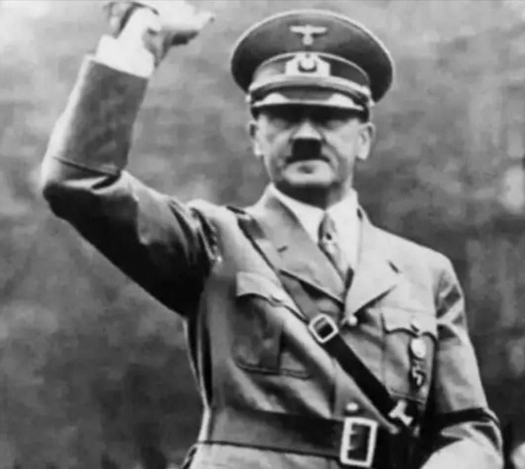 希特勒疯狂一生，为何没有留下一个孩子？真相在2015年被揭穿阿道夫·希特勒一