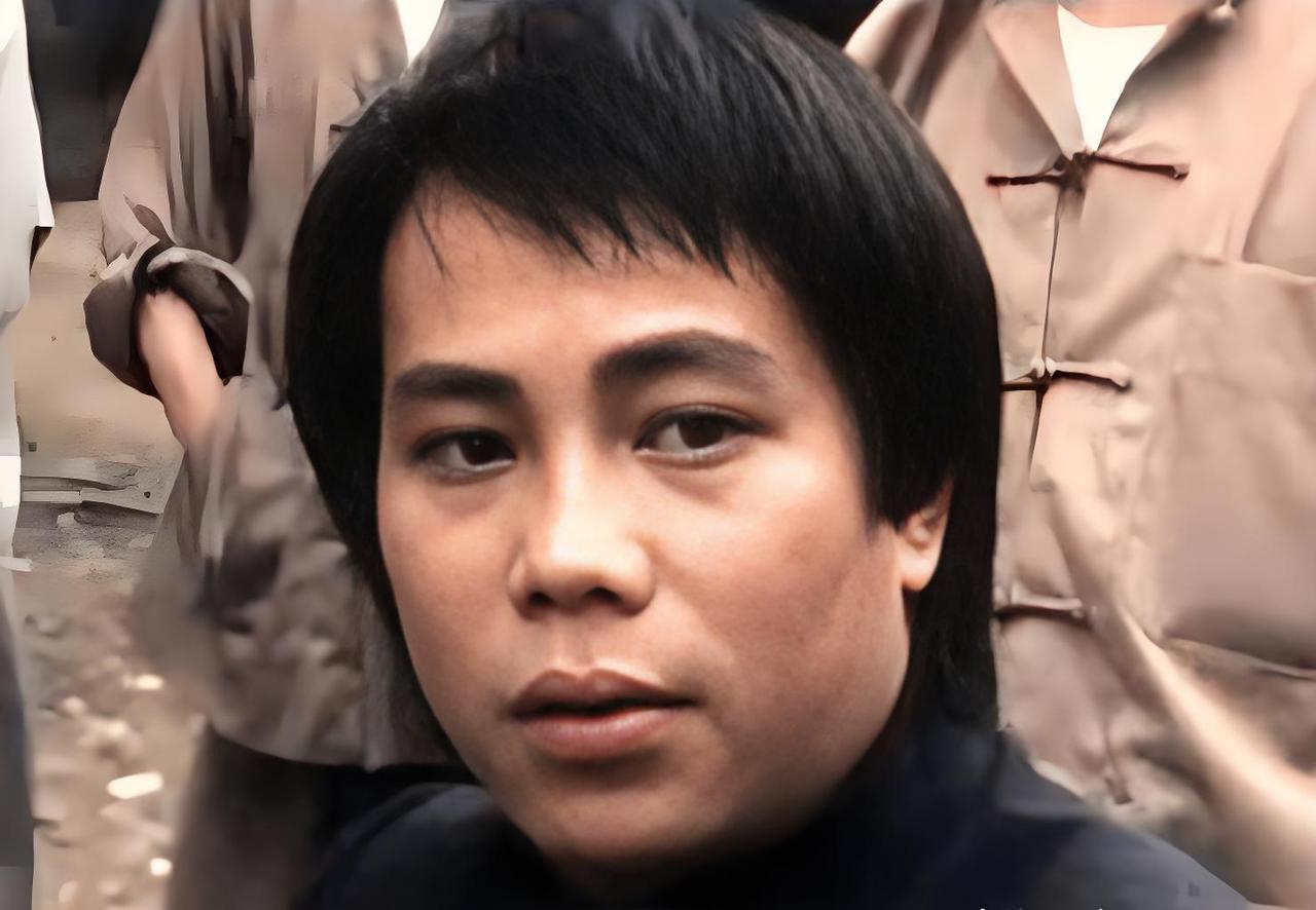 大家也许只知道梁小龙在影视方面取了很高成就，周星驰也给予了他很高评价，但他做的这