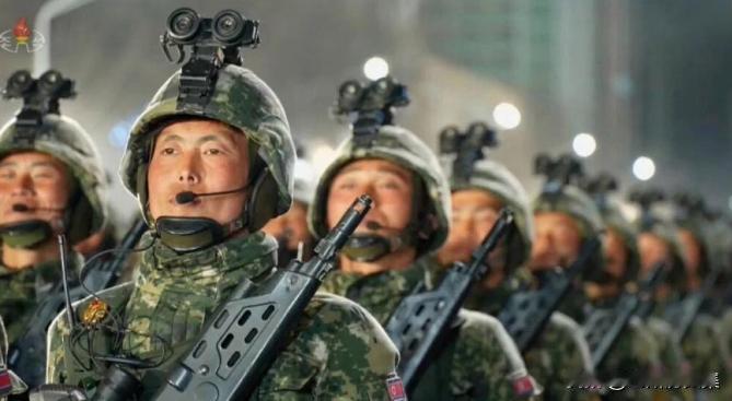 朝鲜这波操作真是把“抱团取暖”玩明白了——俩月又增兵5000人往俄乌边境怼，加上