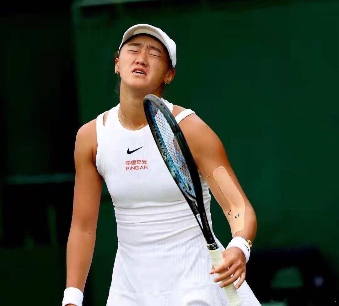 王曦雨要加油啊啥时候重返前100！瓦伦西亚WTA125首轮，中国选手王曦雨状态低