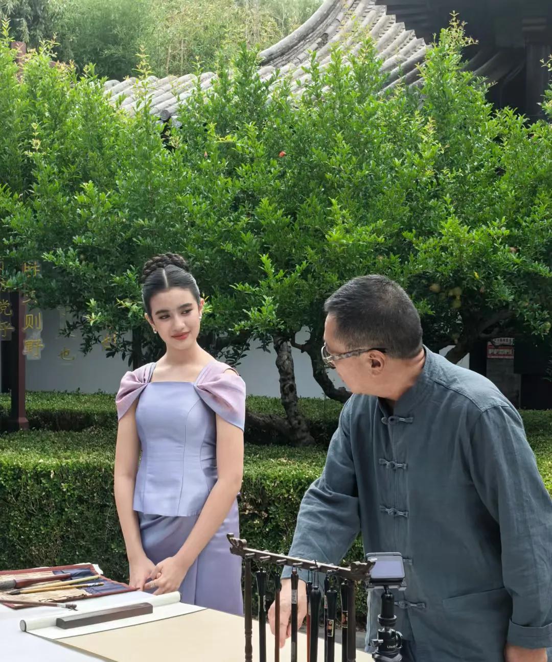 柬埔寨公主是真心喜欢中国文化啊！虽然才14岁，可她不仅中文说的超6，还曾多次登上