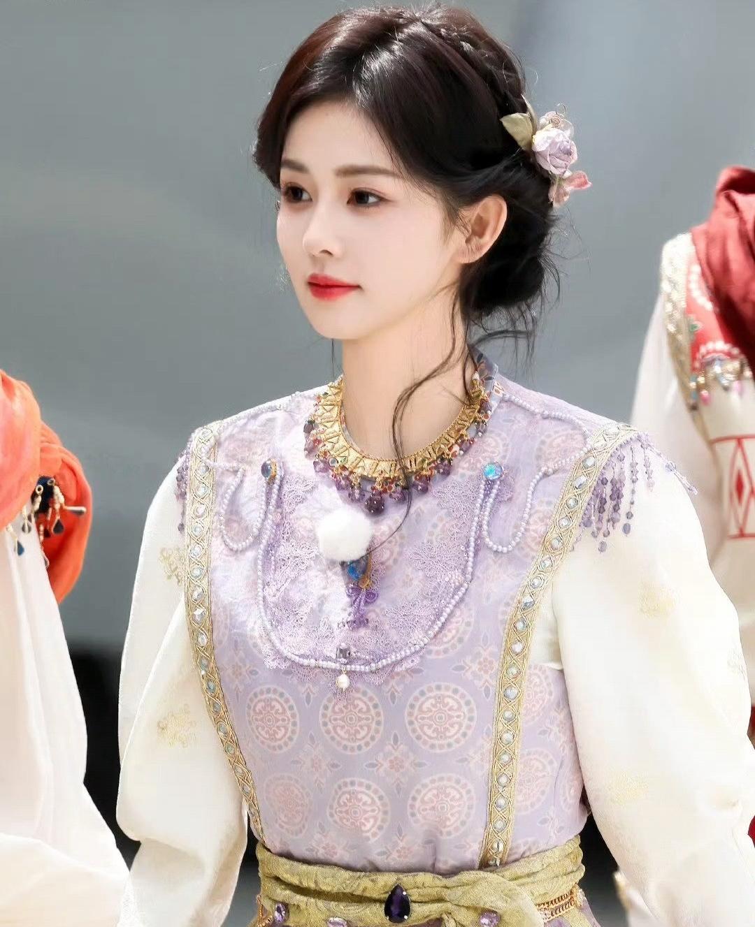 当白鹿和孟子义在《奔跑吧13》一起穿古装，观众却有两大遗憾。本来节目组还算负责，
