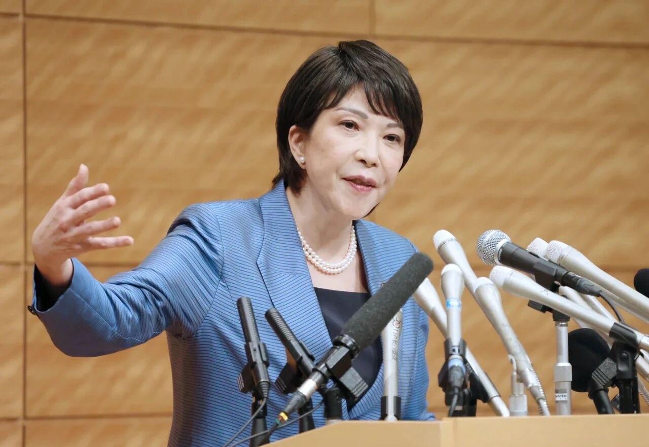 日本诞生女首相。今天，10月4日星期六，日本执政党自民党总裁选举结果揭晓，6