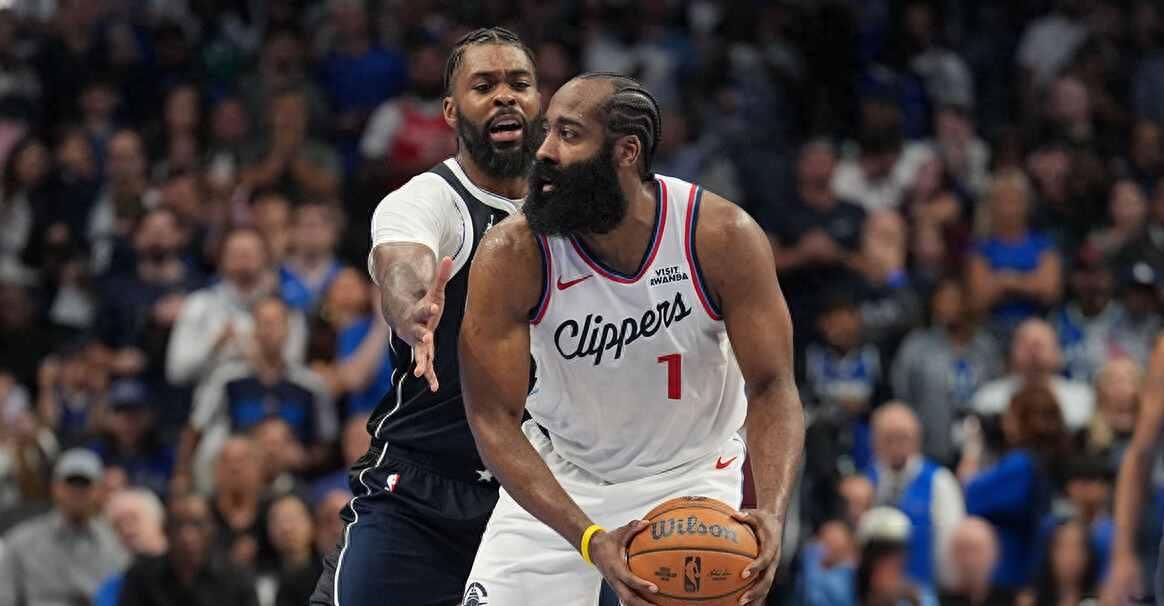 双加时狂轰40+三双！哈登谈出战51分钟：保持韧性战斗到底11月15号晚上，