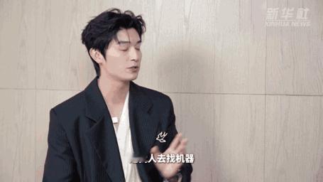 杨旭文这次是真“火”出圈了！拍《唐朝诡事录之长安》穿30斤铠甲，被火烧、肌肉拉伤