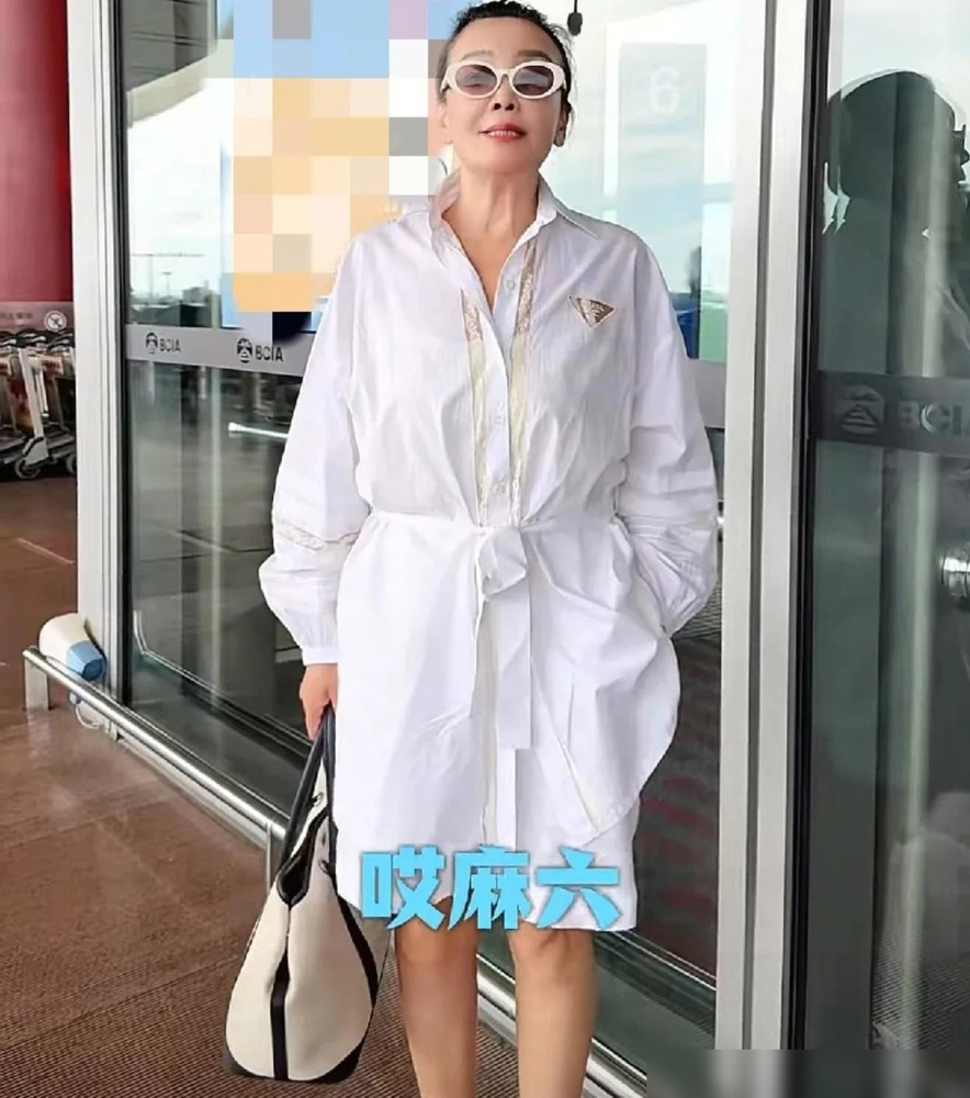 汪小菲天天刷儿子的AI视频，看到汪宝忙到闻脚不停能乐半天，马筱梅却当场插了一句：别拿去做生意。这事挺