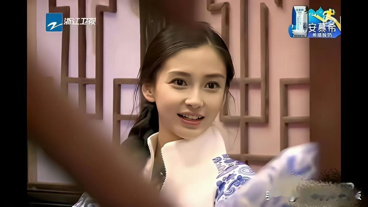 娶到一个美若天仙的老婆，黄晓明居然舍得离婚，实在搞不懂！[哭哭][哭哭][哭哭]