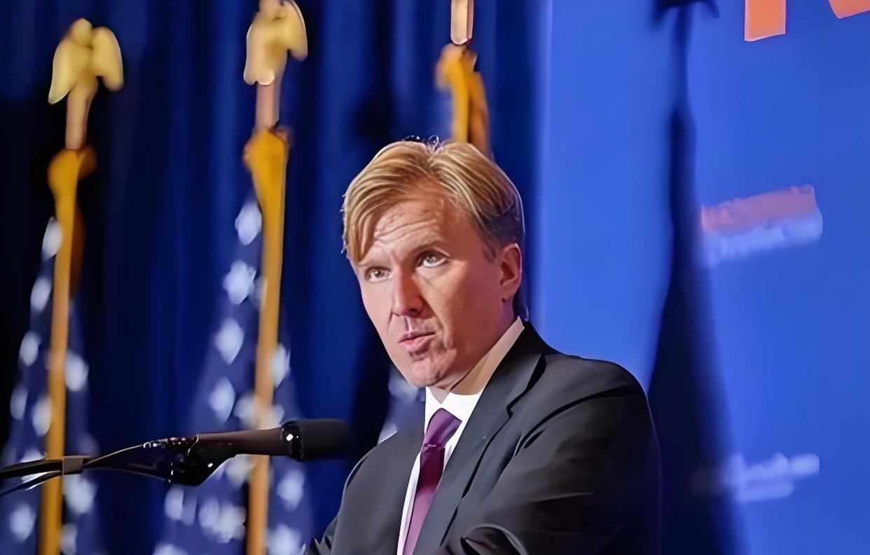 美国高官想访华？中方直接回了三个字，这脸打得真响！最近国际新闻圈出了个大动静