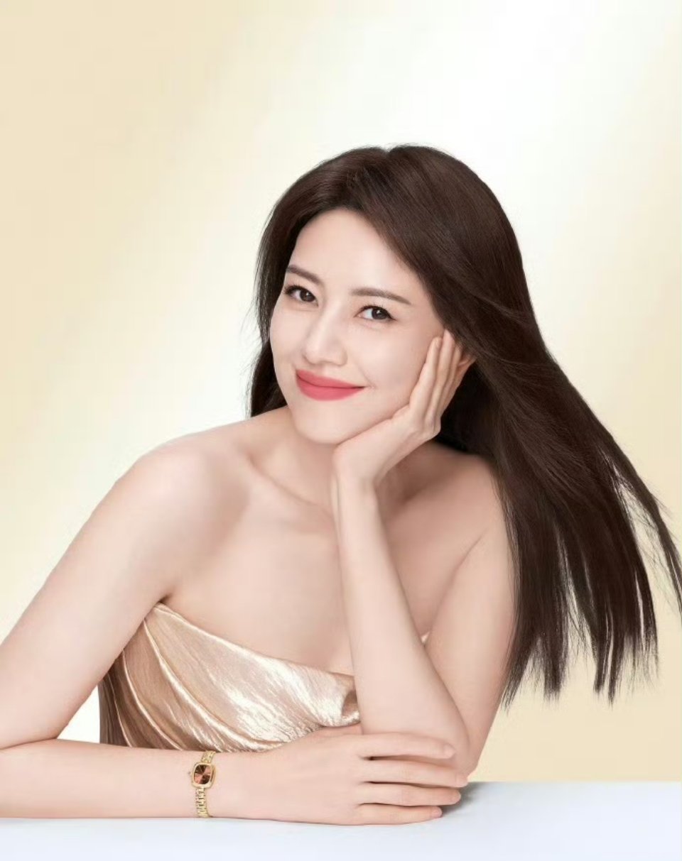 46岁高圆圆怼脸皮肤状态高圆圆～～高圆圆高圆圆