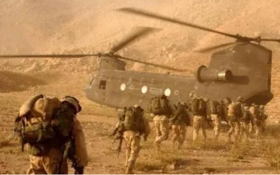 美国打阿富汗打了20年，死了2000多人，消耗了2万多亿美元，现在美国对伊朗的战