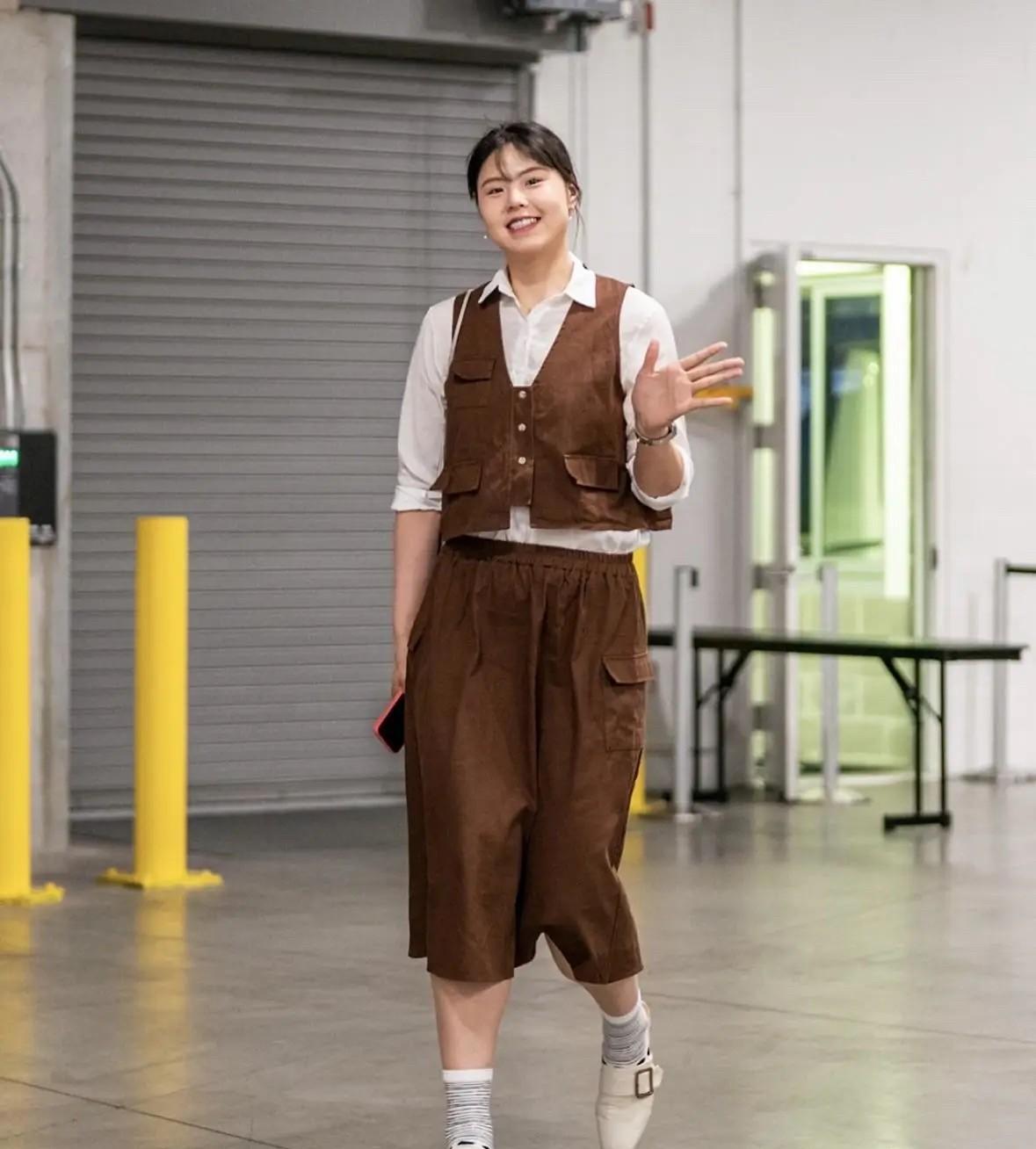 #WNBA#WNBA末端轮换，但是去略微下些水准的联赛就是大腿，像在土耳其联赛