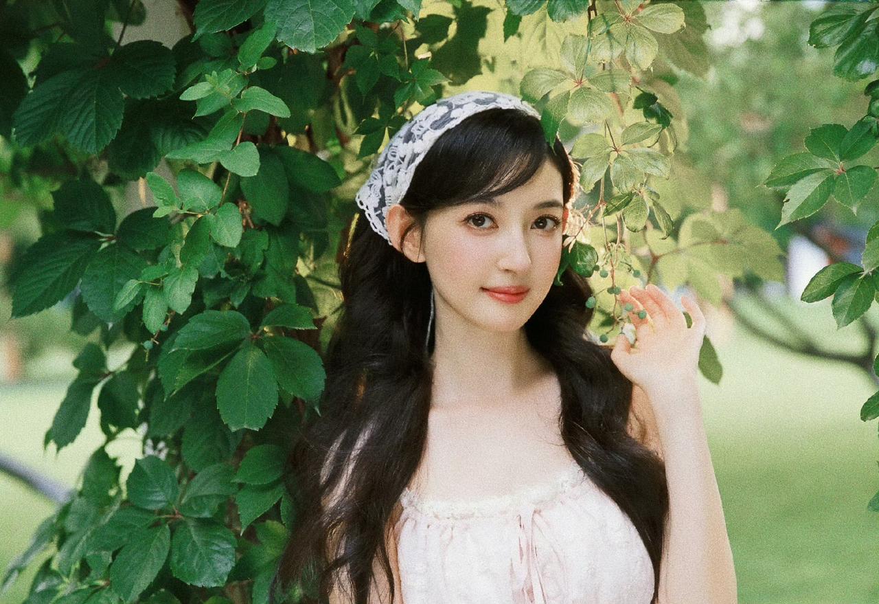 康宁森系胶片写真，复古蕾丝发箍甜美感拉满