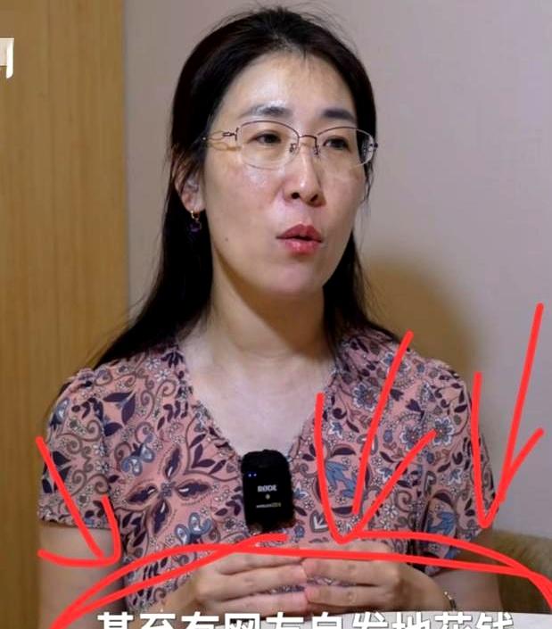 放着家里知书达理的原配不要，偏要去跟各方面被碾压的“三儿”折腾试管婴儿？唐某某